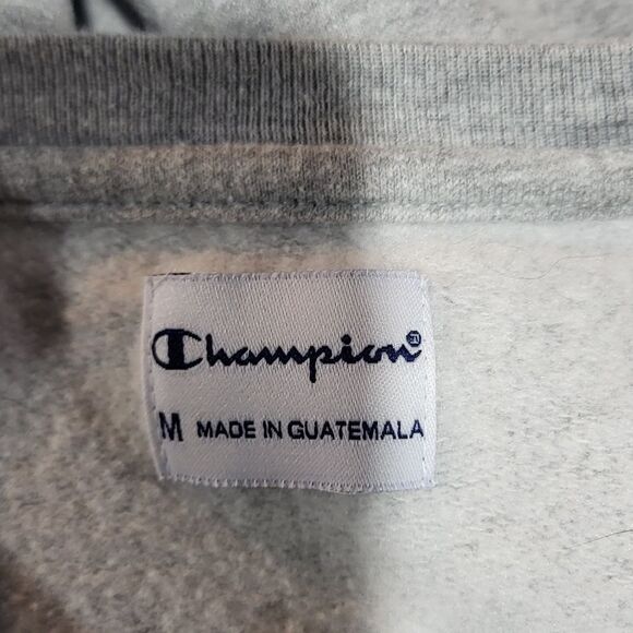 University of Cincinnati Women's Lightweight Champion Gray Sweatshirt - Picture 8 of 9